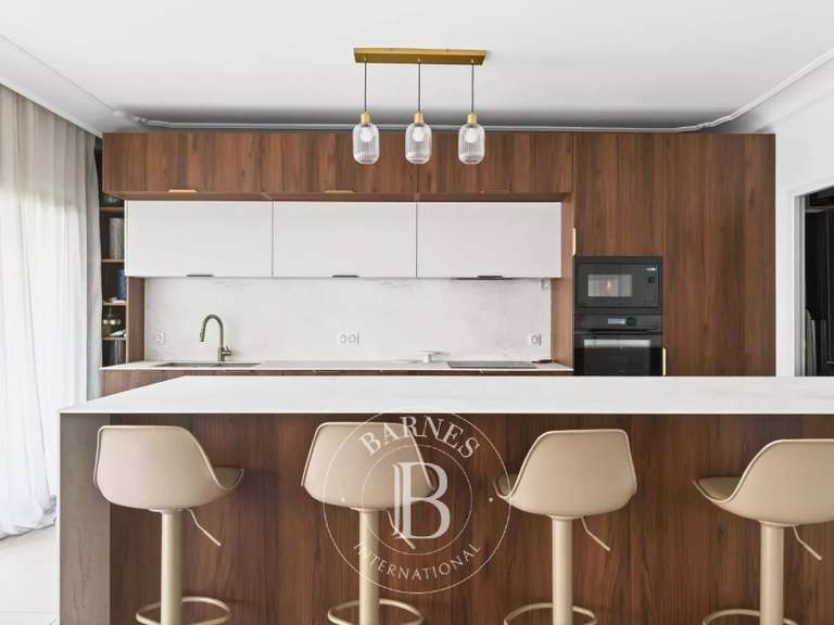 Appartement Marseille 8e - 3 chambres - 152m²