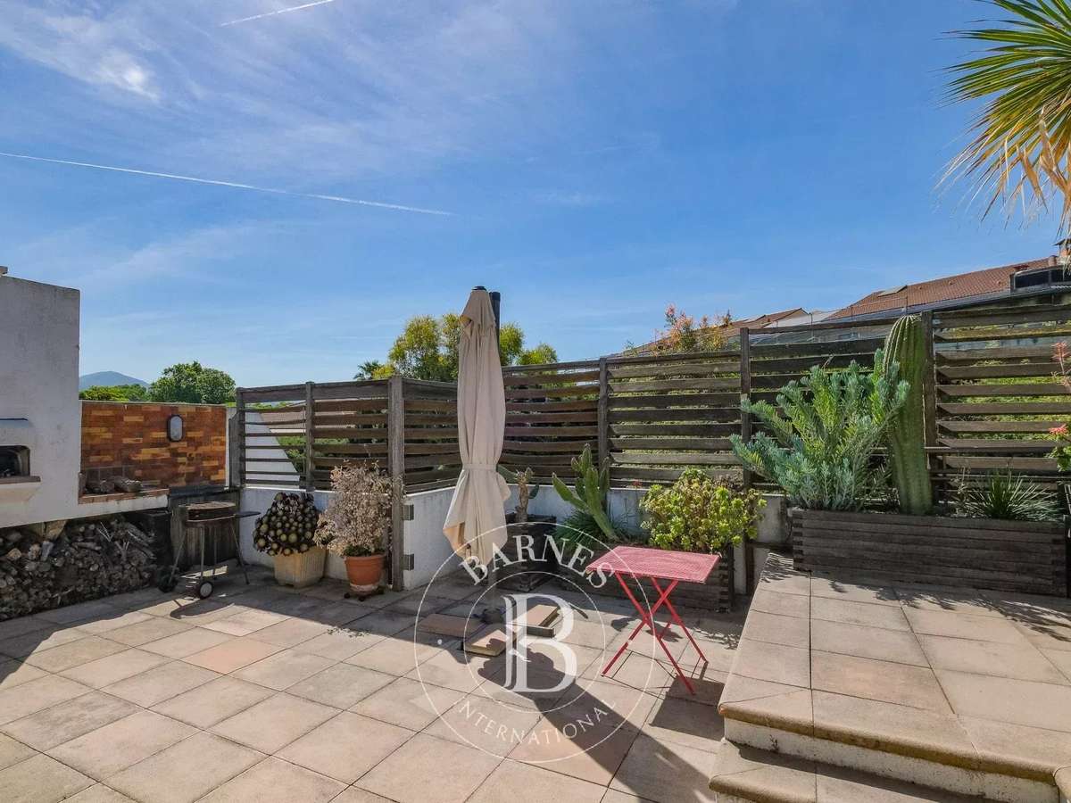 Appartement Marseille 8e