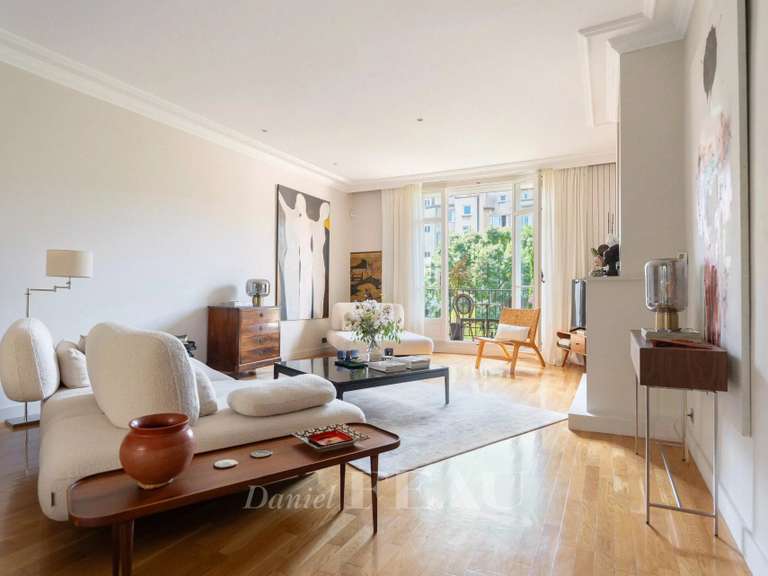 Appartement Marseille 8e - 4 chambres - 220m²