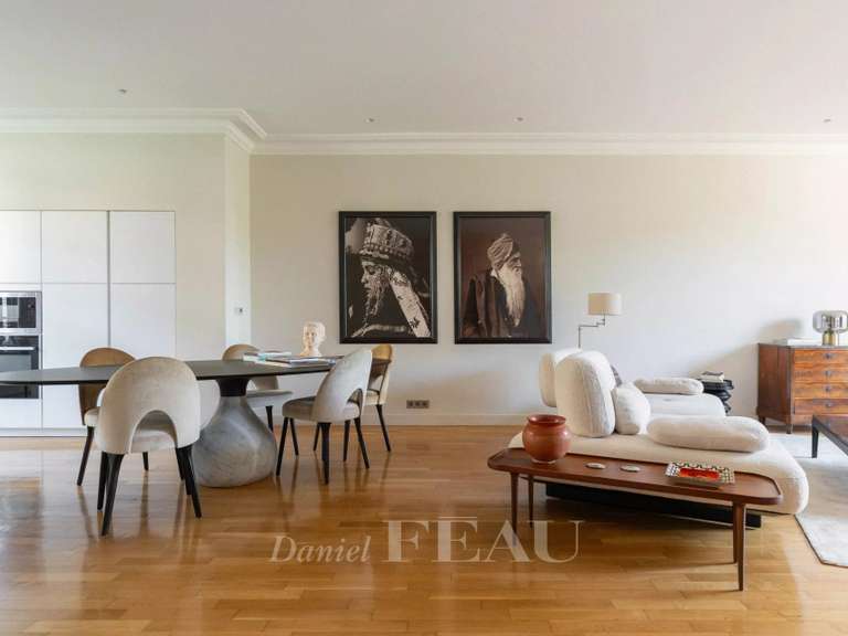 Appartement Marseille 8e - 4 chambres - 220m²