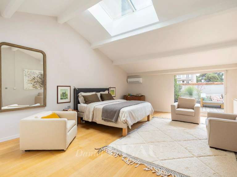 Appartement Marseille 8e - 4 chambres - 220m²