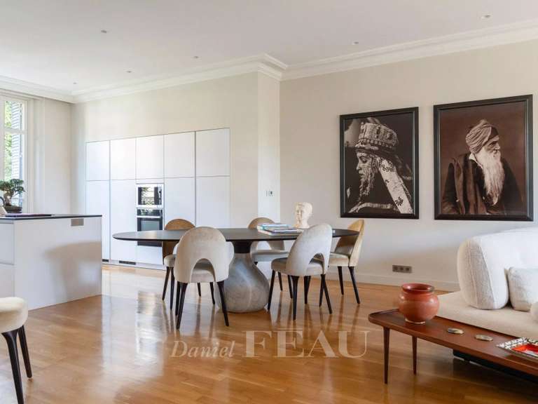 Appartement Marseille 8e - 4 chambres - 220m²