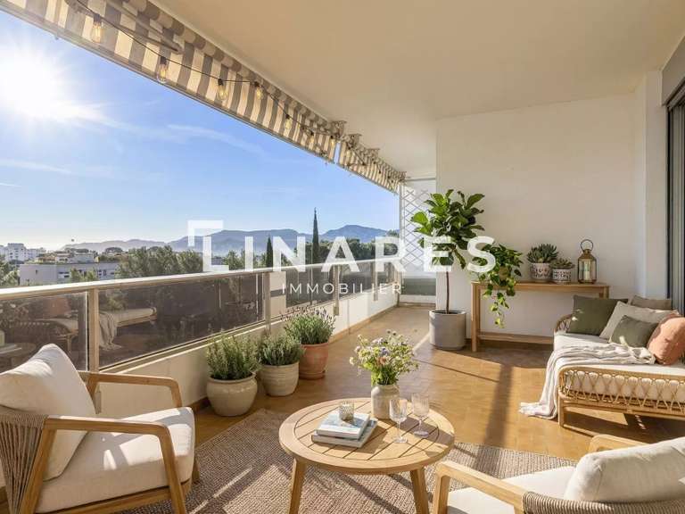 Apartment Marseille 8e - 3 bedrooms - 120m²