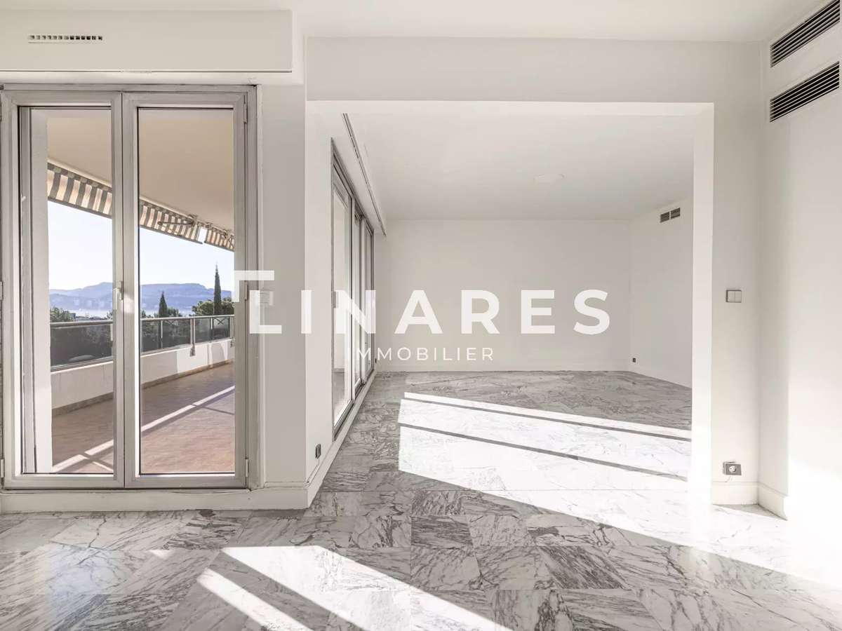 Apartment Marseille 8e