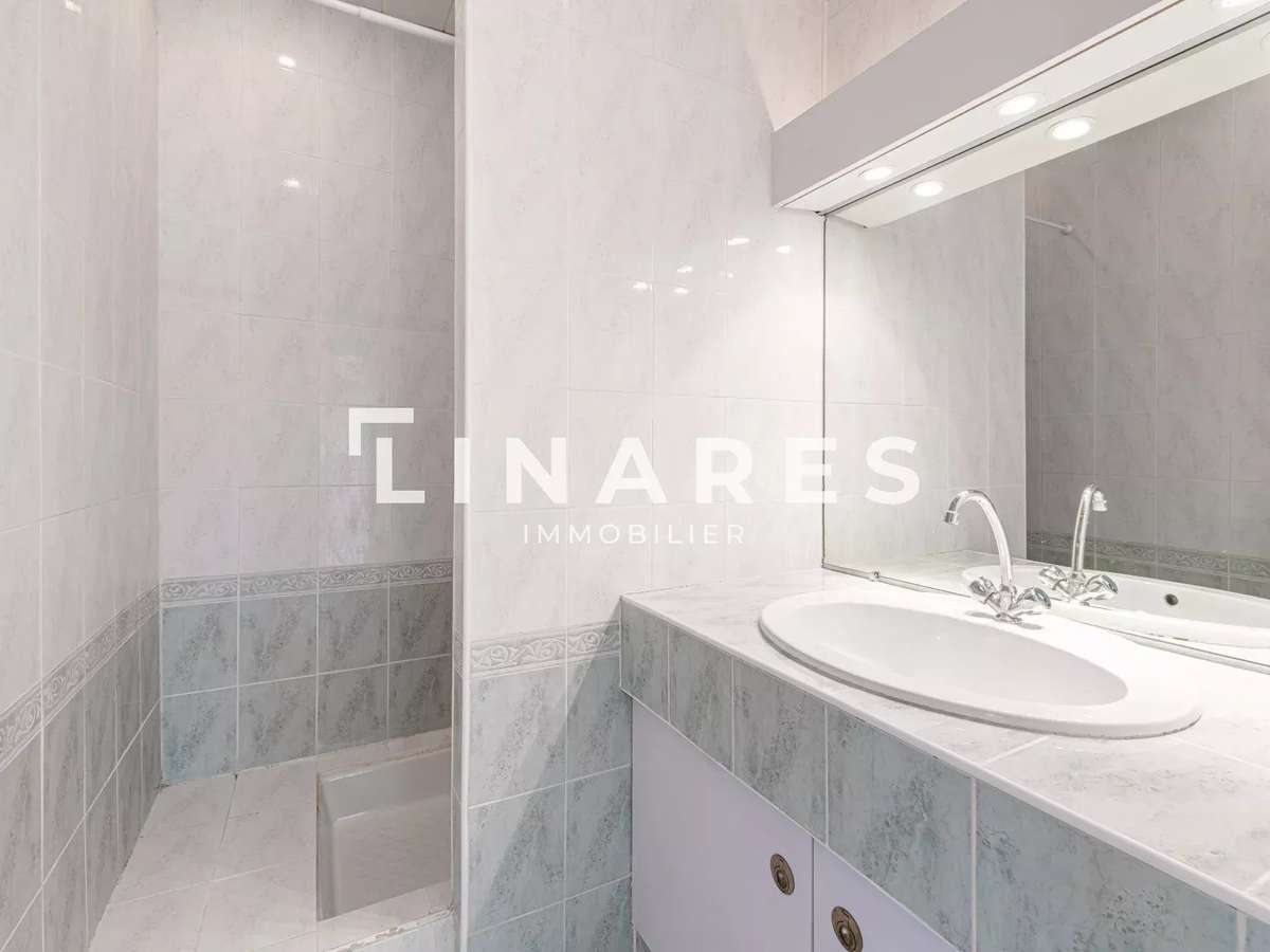 Apartment Marseille 8e