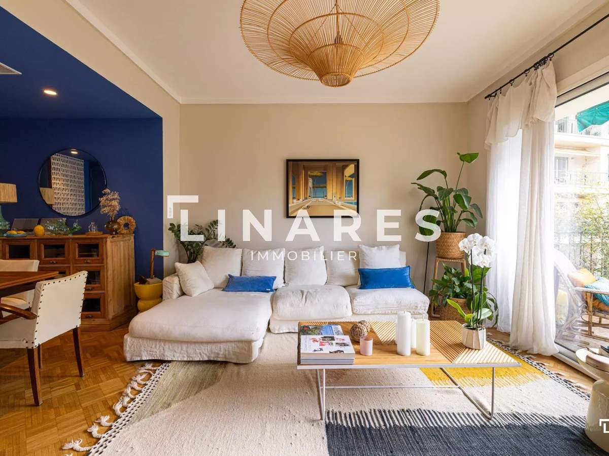 Apartment Marseille 8e