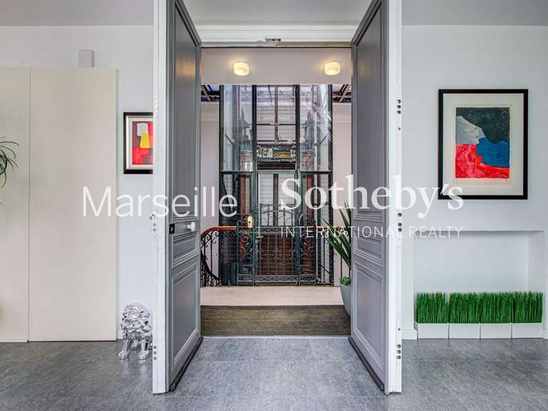 Appartement Marseille 8e - 3 chambres - 247m²