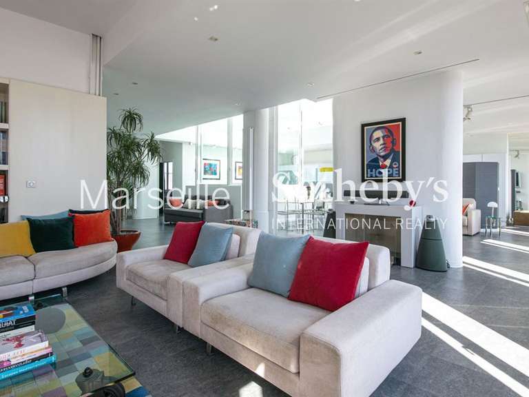 Appartement Marseille 8e - 3 chambres - 247m²