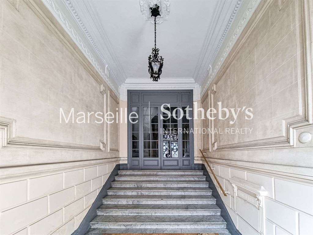 Appartement Marseille 8e