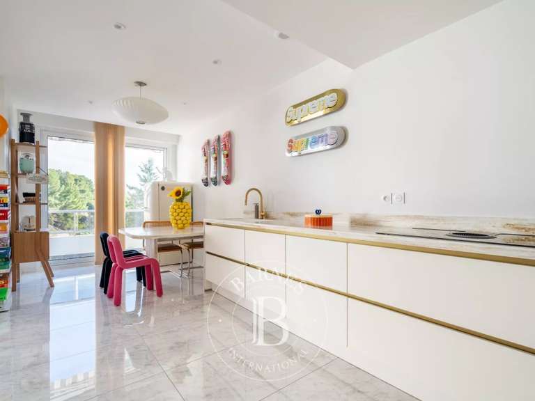 Appartement Marseille 8e - 3 chambres - 134m²