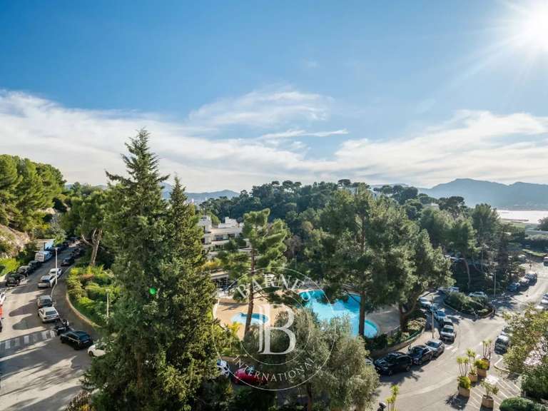 Appartement Marseille 8e - 3 chambres - 134m²