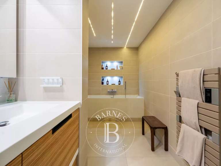 Appartement Marseille 8e - 3 chambres - 134m²