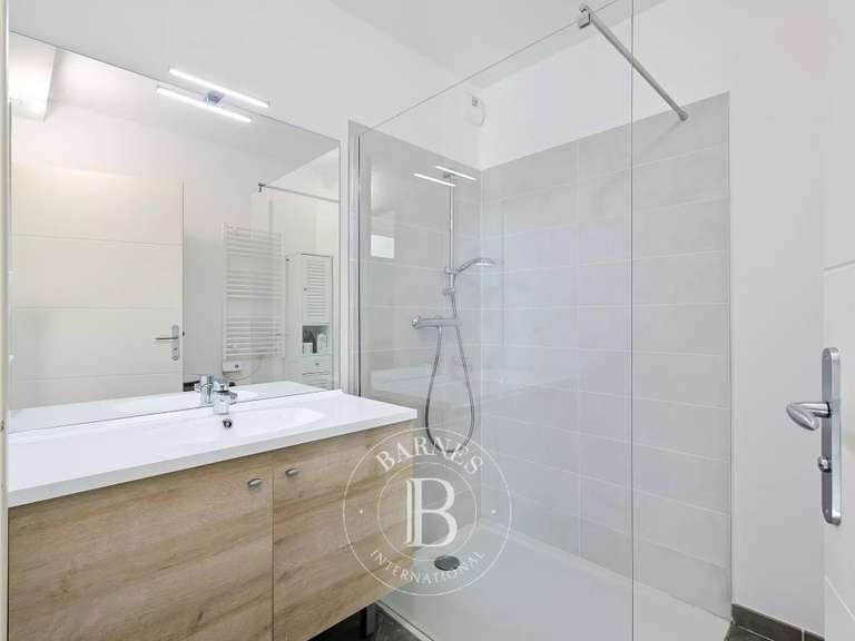 Appartement Marseille 8e - 3 chambres - 170m²