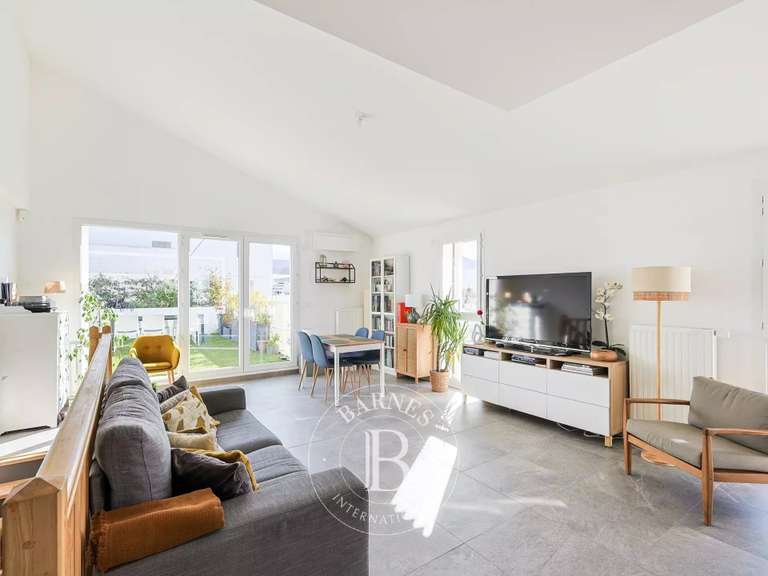 Appartement Marseille 8e - 3 chambres - 170m²