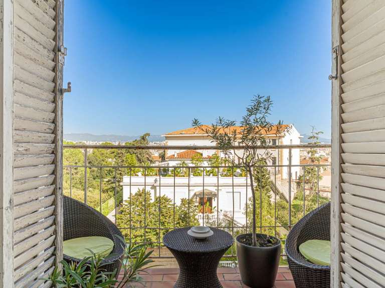 Appartement Marseille 8e - 5 chambres - 190m²