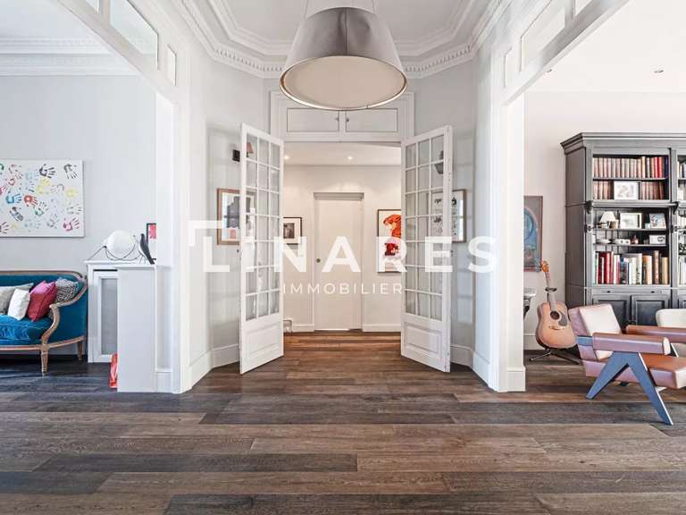 Appartement Marseille 8e - 5 chambres - 190m²