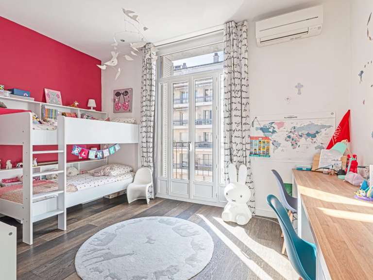 Appartement Marseille 8e - 5 chambres - 190m²