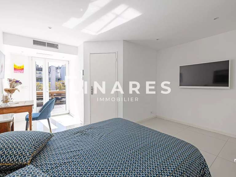 Appartement Marseille 8e - 7 chambres - 184m²