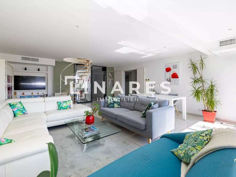 Appartement Marseille 8e - 7 chambres - 184m²