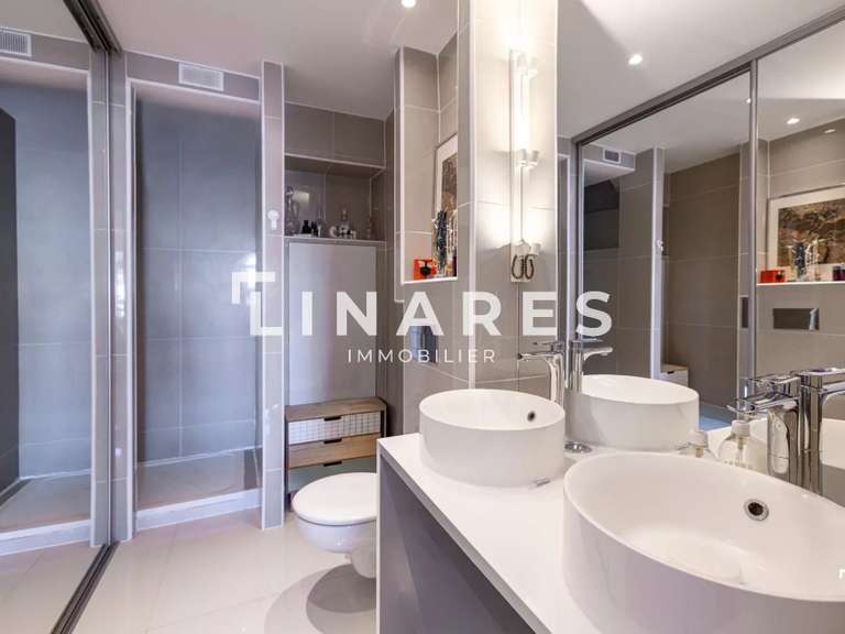 Appartement Marseille 8e - 7 chambres - 184m²