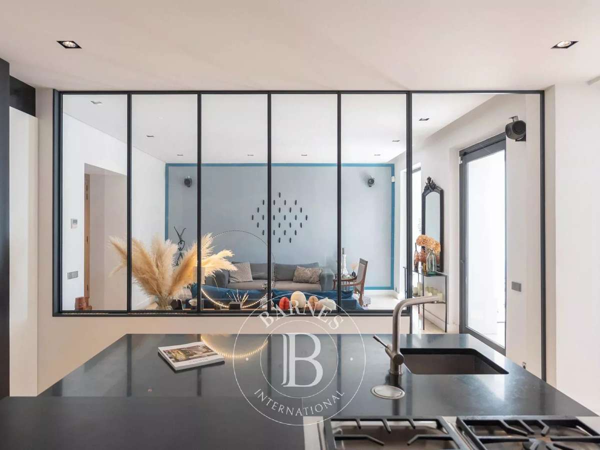 Apartment Marseille 8e