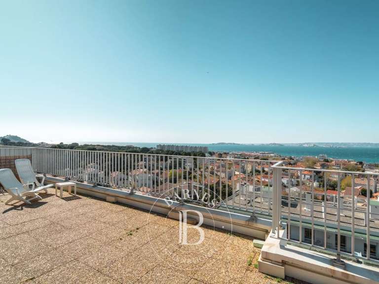 Appartement Marseille 8e - 3 chambres - 154m²