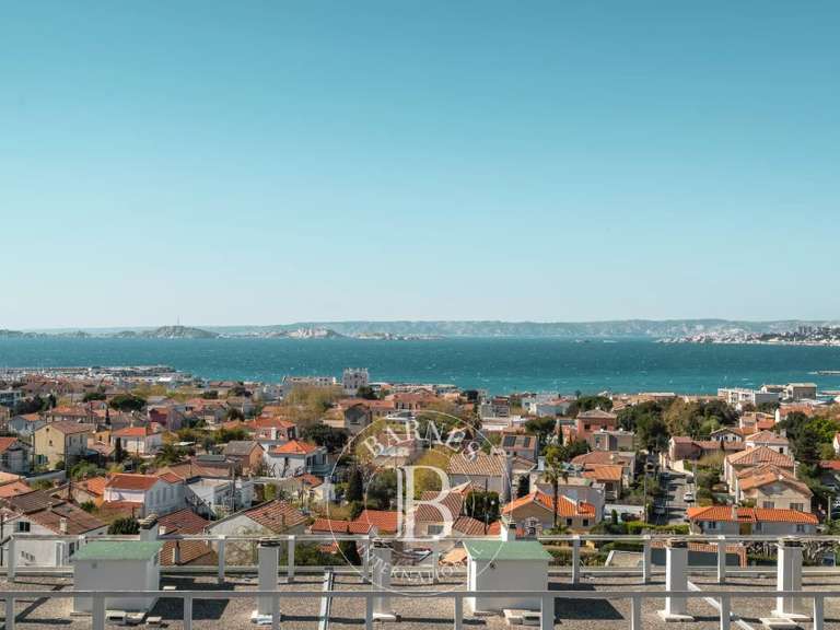 Appartement Marseille 8e - 3 chambres - 154m²
