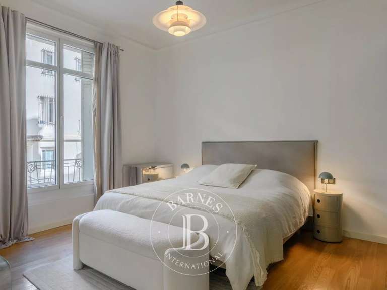 Appartement Marseille 8e - 2 chambres - 87m²