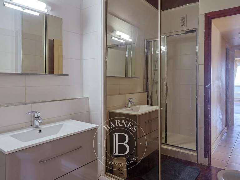 Appartement Marseille 8e - 2 chambres - 168m²