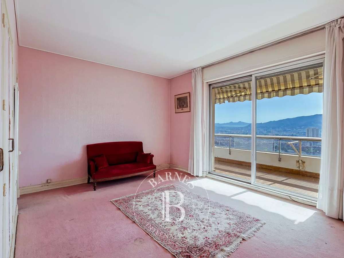 Apartment Marseille 8e