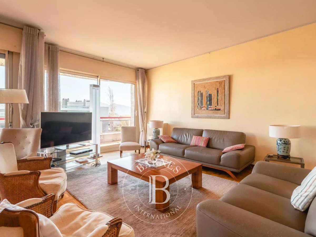 Appartement Marseille 8e