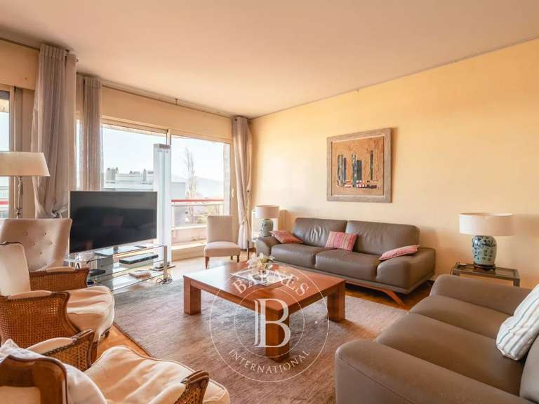 Appartement Marseille 8e - 4 chambres - 150m²