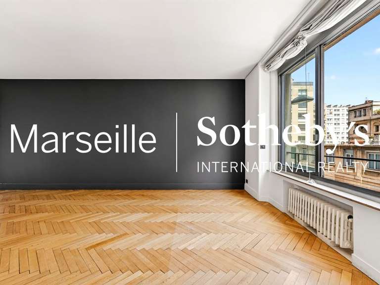 Apartment Marseille 8e - 3 bedrooms - 218m²