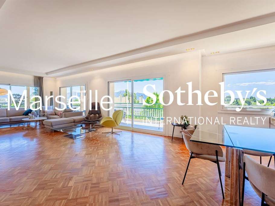 Appartement Marseille 8e