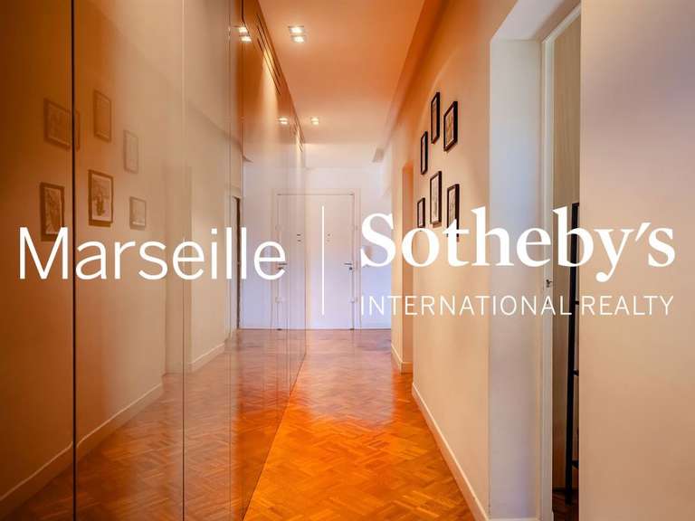 Appartement Marseille 8e - 3 chambres - 179m²