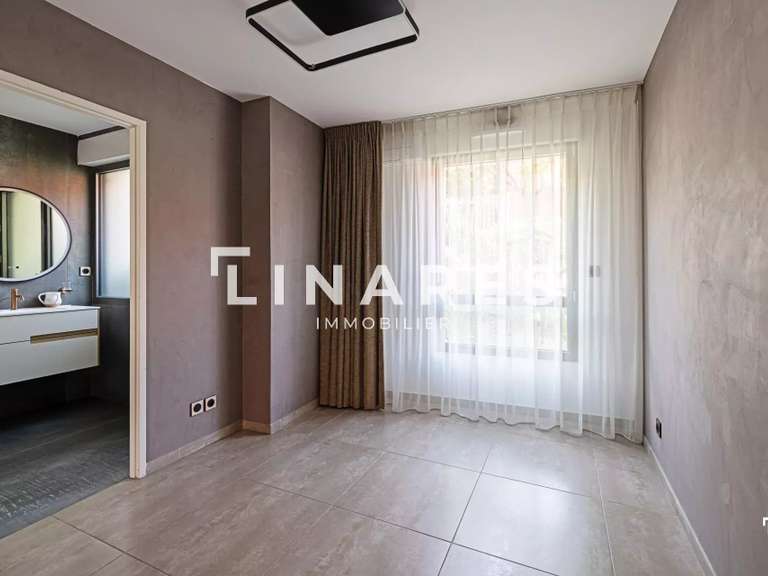 Appartement Marseille 8e - 3 chambres - 90m²
