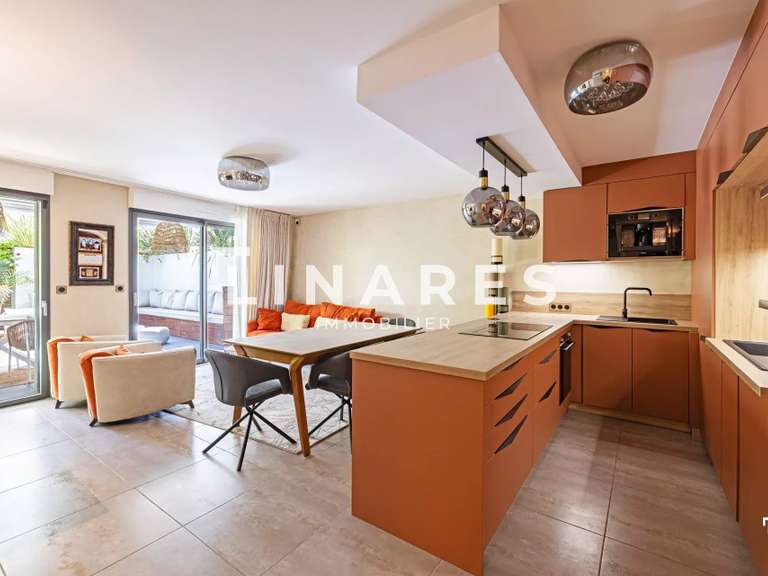 Appartement Marseille 8e - 3 chambres - 90m²