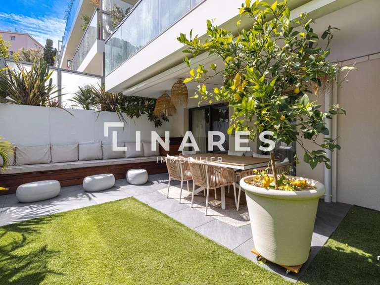 Appartement Marseille 8e - 3 chambres - 90m²