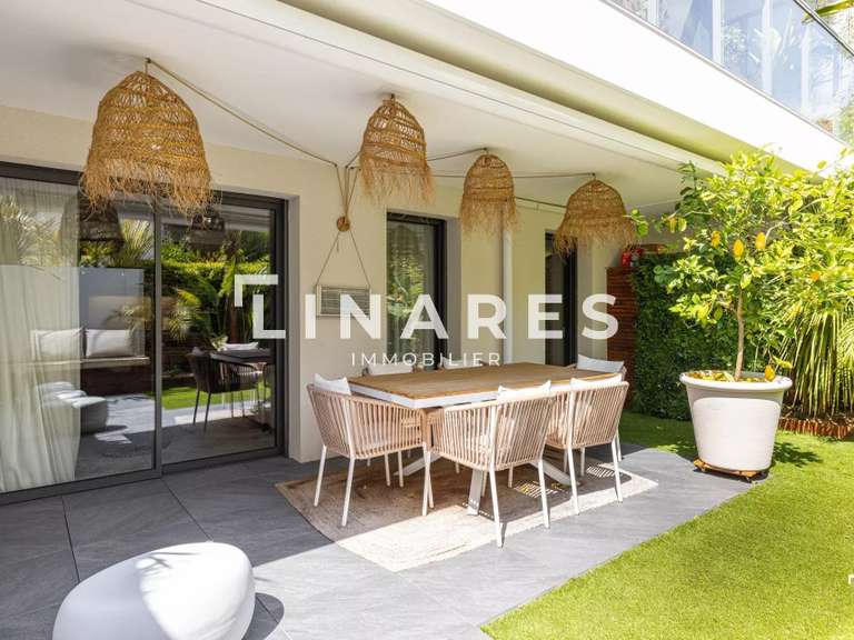 Appartement Marseille 8e - 3 chambres - 90m²