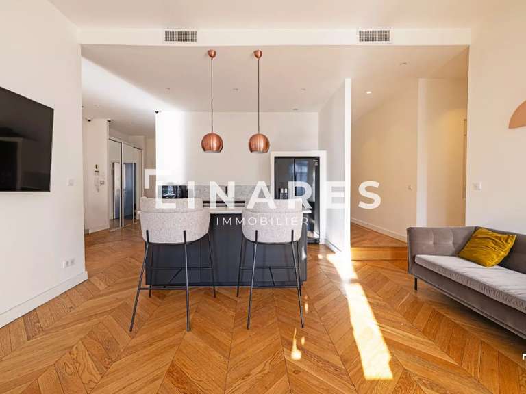 Appartement Marseille 8e - 4 chambres - 221m²