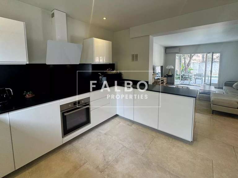Appartement Marseille 8e - 4 chambres - 127m²