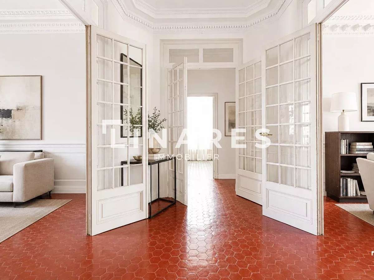 Apartment Marseille 8e