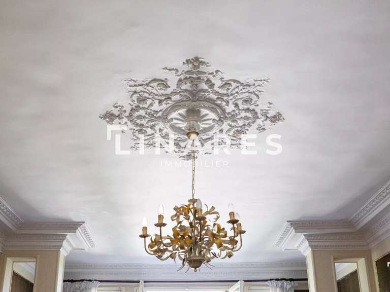 Apartment Marseille 8e - 5 bedrooms - 211m²