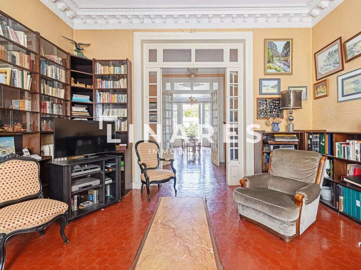 Apartment Marseille 8e