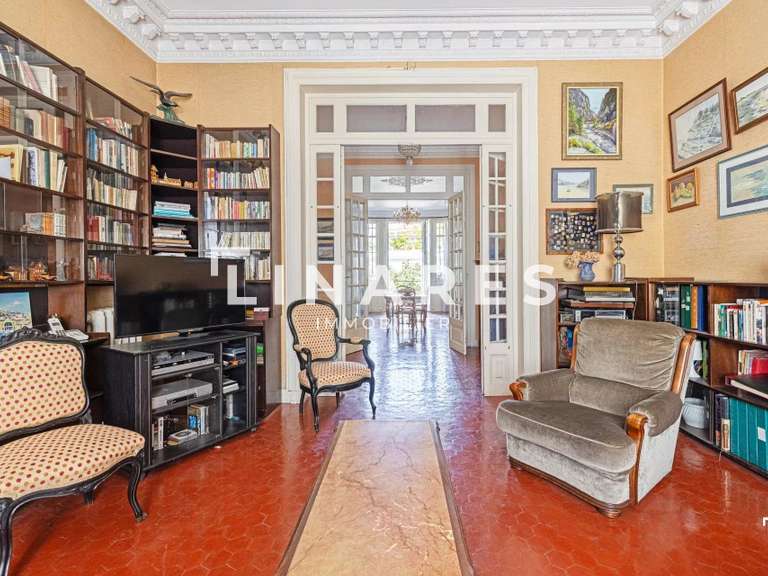 Apartment Marseille 8e - 5 bedrooms - 211m²