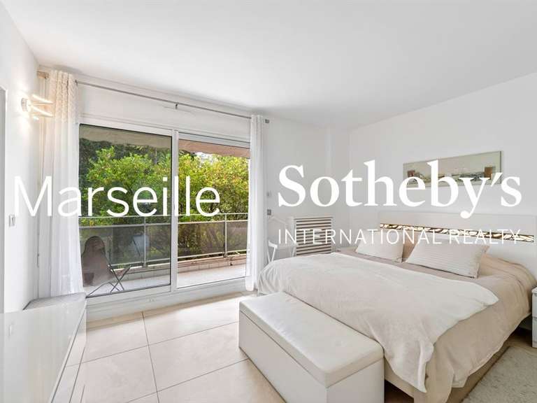 Appartement Marseille 8e - 3 chambres - 115m²