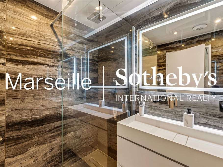 Appartement Marseille 8e