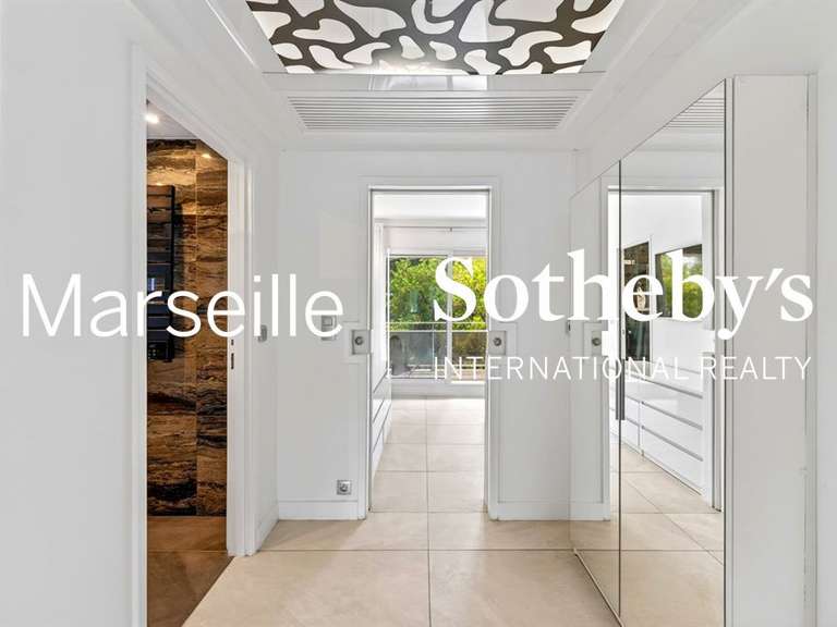 Appartement Marseille 8e - 3 chambres - 115m²