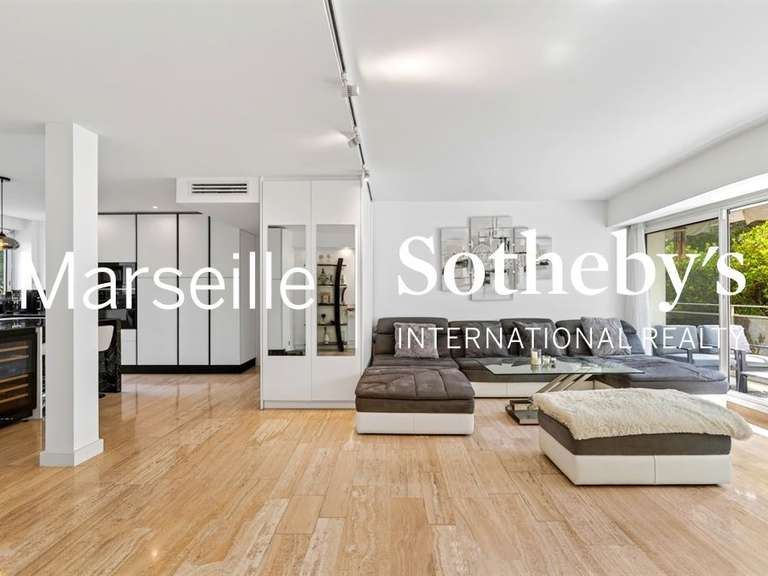 Appartement Marseille 8e - 3 chambres - 115m²