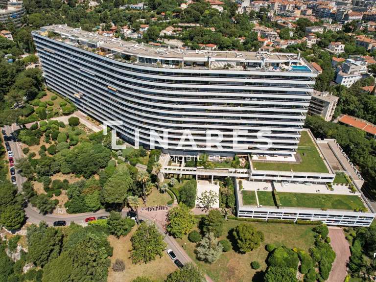 Apartment Marseille 8e - 2 bedrooms - 138m²
